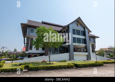 Büro der obersten Justizregion V in Chiang Mai – Thailands zweitgrößte Stadt im Norden Thailands nach Bangkok, Thailands Hauptstadt. Stockfoto