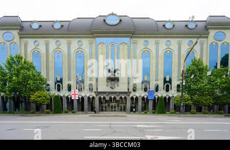 Tiflis, Georgien. Mai 2025. Außenansicht des georgischen Museums der Schönen Künste im Stadtzentrum Stockfoto