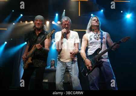 Roger Glover, Ian Gillan und Steve Morse von Deep Purple traten live in Kopenhagen auf, Dänemark - 13. Juli 2009 Stockfoto