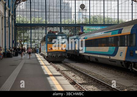 Elektrolokomotiven in Budapest, Ungarn, V43, V63, Baureihe 630 Stockfoto