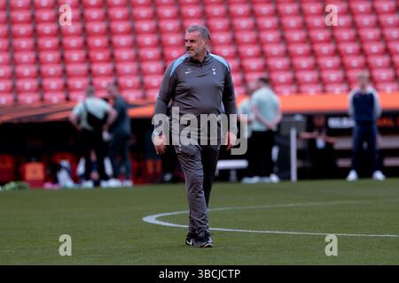 Bilbao, Italien. Mai 2025. Ange Postecoglou Cheftrainer von Tottenham Hotspur während des Tottenham Hotspur Trainings vor dem UEFA Europa League Finale 2025 zwischen Tottenham Hotspur und Manchester United am 20. Mai 2025 im San Mames Stadium in Bilbao, Spanien. Quelle: Giuseppe Maffia/Alamy Live News Stockfoto