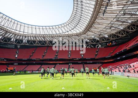 Bilbao, Spanien. Mai 2025. Die Spieler von Tottenham Hotspur, die während des letzten Trainings vor dem Finale der UEFA Europa League zwischen Tottenham Hotspur und Manchester United in San Mames in Bilbao zu sehen waren. Quelle: Gonzales Photo/Alamy Live News Stockfoto