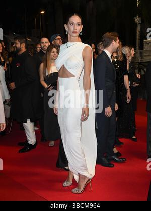 Cannes, Italien. Mai 2025. Abend 8 - Roter Teppich des Films „Fuori“ im Foto: Helena Prestes Credit: Independent Photo Agency/Alamy Live News Stockfoto