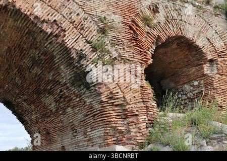 Benevento - Particolare del Ponte Leproso sul Fiume Sabato Stockfoto