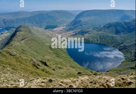 Blea Water, Riggindale Crag und harter fielen aus der Nähe von Racecourse Hill, High Street, Lake District, Cumbria Stockfoto
