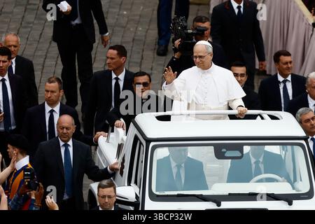 Prima udienza generale di Papa Leone XIV auf der Piazza San Pietro im Vaticano - Mercoledì 21 Maggio 2025 - Cronaca - (Foto di Cecilia Fabiano/ Credit: LaPresse/Alamy Live News Stockfoto