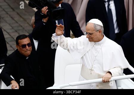 Prima udienza generale di Papa Leone XIV auf der Piazza San Pietro im Vaticano - Mercoledì 21 Maggio 2025 - Cronaca - (Foto di Cecilia Fabiano/ Credit: LaPresse/Alamy Live News Stockfoto