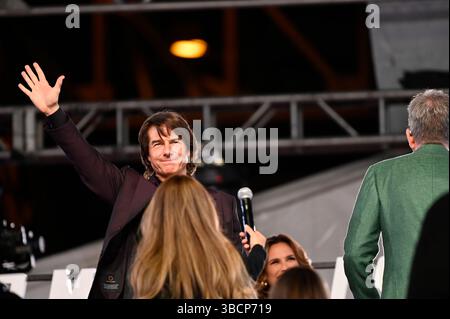 Schauspieler Tom Cruise besucht den roten Teppich für Mission: Impossible - The Final Reckoning Mexico City Film Premiere im Auditorio Nacional. Am 20. Mai 2025 in Mexiko-Stadt. (Foto: Carlos Tischler/Eyepix/SIPA USA) Stockfoto