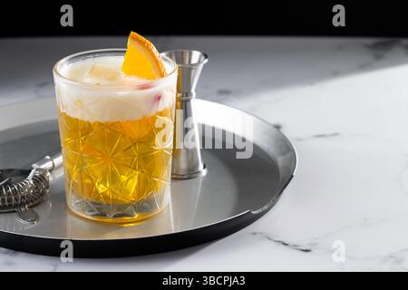 Klassischer Cocktail Whiskey Sour Stockfoto