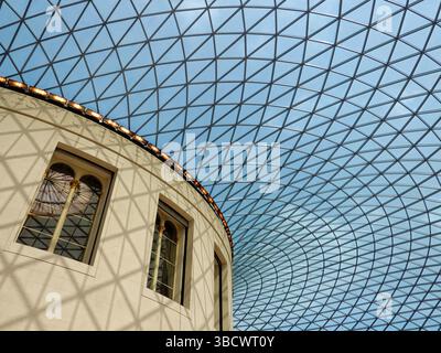 Glasdecke des British Museum, London, Großbritannien Stockfoto