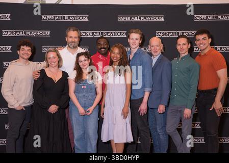Ny. Mai 2025. Jared Goldsmith, Haven Burton, Graham Rowat, Aubrey Matalon, Kyle Parker Taylor, Hillary Fisher, Mark Doyle, Christopher Gurr, Sean Patrick Doyle, Nick Cortazzo Inside für Disney's THE LITTLE MERMAID Press Junket, New 42nd Street Studios, New York, NY, 21. Mai 2025. Quelle: Simon Lindenblatt/Everett Collection/Alamy Live News Stockfoto