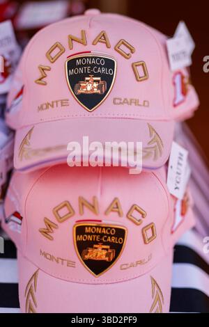 Monte-Carlo, Monaco. Mai 2025. Merchandise, Formel 1 Grand Prix von Monaco auf dem Circuit de Monaco am 22. Mai 2025 in Monte-Carlo, Monaco. (Foto von HOCH ZWEI) Credit: dpa/Alamy Live News Stockfoto