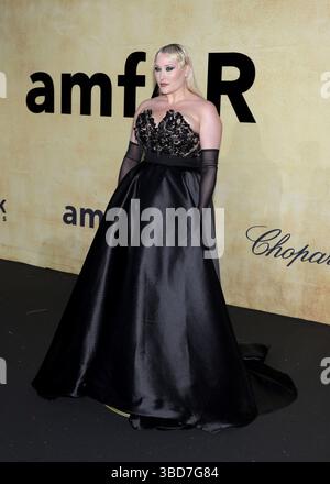 Cannes, Frankreich. Mai 2025. Hayley Hasselhoff nimmt am 22. Mai 2025 an der amfAR Gala Cannes 2025 Teil, die Chopard im Hotel du Cap-Eden-Roc präsentiert. Foto: DGP/imageSPACE Credit: Imagespace/Alamy Live News Stockfoto