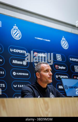 Brügge, Belgien. Mai 2025. Nicky Hayen, Cheftrainer des Clubs, wurde während einer Pressekonferenz des belgischen Fußballclubs Brugge KV am Freitag, den 23. Mai 2025, in Brügge über sein Spiel am Sonntag gegen den Royal Antwerp FC vorgestellt. BELGA FOTO KURT DESPLENTER Credit: Belga Nachrichtenagentur/Alamy Live News Stockfoto