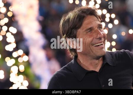 Neapel, Italien. Mai 2025. Während des Serie A EniLive Fußballspiels zwischen Napoli und Cagliari im Naples Diego Armando Maradona Stadion, Italien - Freitag, 23. Mai 2025 - Sport Soccer (Foto: Alfredo Falcone/LaPresse) Credit: LaPresse/Alamy Live News Stockfoto