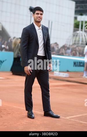 Carlos Alcaraz nimmt am 22. April 2025 im Torre Picasso in Madrid, Spanien, an der Premiere von Alcaraz: A Mi Manera Teil. Mit: Carlos Alcaraz nimmt am 22. April 2025 in Madrid, Spanien, an der Premiere von „Alcaraz: A Mi Manera“ im Torre Picasso Teil. Wo: Madrid, Spanien Wann: 22. April 2025 Credit: Oscar Gonzalez/WENN Stockfoto