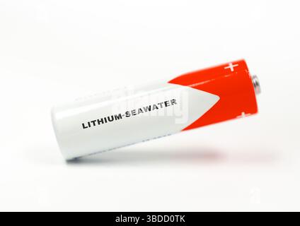 Lithium-Meerwasser-Batterie. Experimentell, langlebig. Stockfoto
