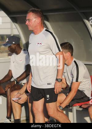 Cheftrainer Ralf Rangnick (RB Leipzig) beim Testspiel zwischen ZFC Meuselwiatz und RB Leipzig am 07/2018 Stockfoto