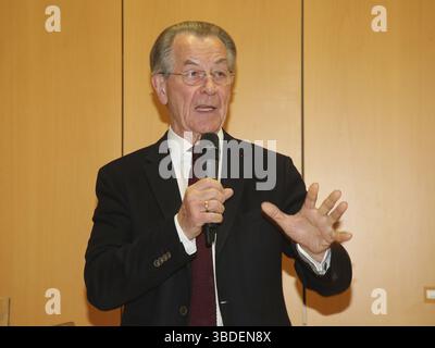Deutscher SPD-Politiker Franz Muentefering ehemaliger Bundesminister bei einer Veranstaltung in Magdeburg 2.10.18, deutscher SPD-Politiker Franz Muentefering ehemaliger Federa Stockfoto