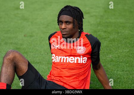 Leverkusen, Deutschland, 11. Mai 2025, Bundesliga, Bayer 04 Leverkusen vs Borussia Dortmund am 11. Mai 2025, BayArena, Leverkusen, Deutschland, Jeremie Fr Stockfoto