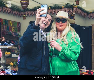 London, UK, 22. Mai 2023. Pressetag bei der jährlichen RHS Chelsea Flower Show, bei der Gartendesigns, Produkte, Blumenpräsentationen und alles andere präsentiert werden Stockfoto