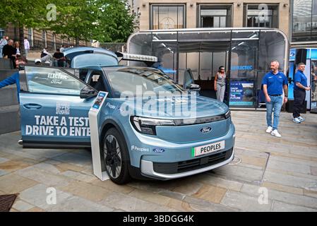 Ford Explorer EV Werbeveranstaltung im St James Quarter, Edinburgh, Schottland, Großbritannien. Stockfoto