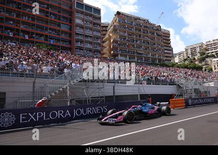 Monaco, Monaco. Mai 2025. Pierre Gasly von der Alpine Formel 1 auf der Strecke während des Qualifyings für den F1 Grand Prix von Monaco am 24. Mai 2025 auf dem Circuit de Monaco in Monte-Carlo, Monaco. Quelle: Marco Canoniero/Alamy Live News Stockfoto