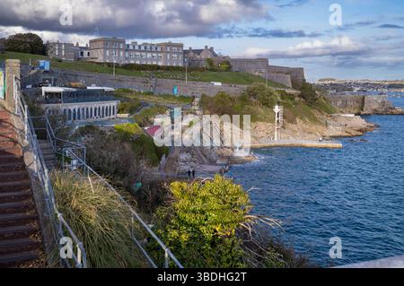 Tinnside Lido, der Art déco-Swimmingpool, wird vor der Sommersaison 2025 renoviert. Stockfoto