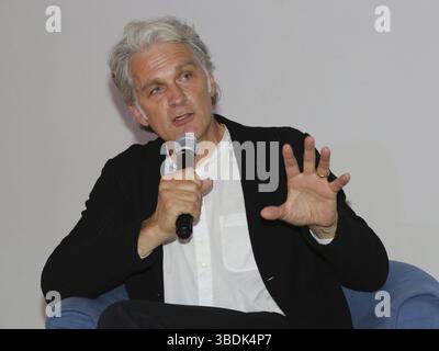 Schauspieler Walter Sittler bei einer Podiumsdiskussion am 4. Juli 2017 in Magdeburg Stockfoto