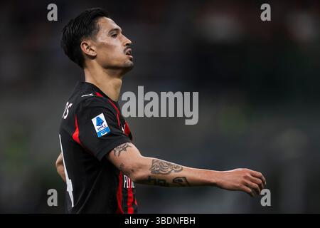 Mailand, Italien. Mai 2025. Tijjjani Reijnders vom AC Milan reagiert während des Fußballspiels der Serie A zwischen AC Milan und AC Monza. Quelle: Nicolò Campo/Alamy Live News Stockfoto