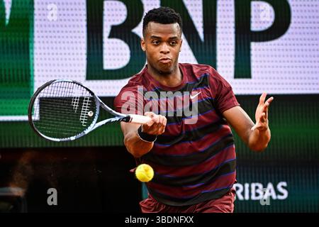 Paris, Frankreich. Mai 2025. Giovanni MPETSHI PERRICARD von Frankreich während des ersten Tages der Roland-Garros 2025, French Open, Grand Slam Tennis Turnier am 25. Mai 2025 im Roland-Garros Stadion in Paris, Frankreich - Foto Matthieu Mirville/DPPI Credit: DPPI Media/Alamy Live News Stockfoto