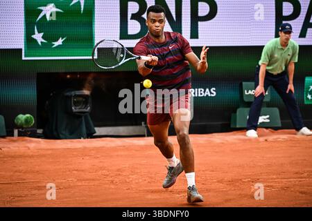 Paris, Frankreich. Mai 2025. Giovanni MPETSHI PERRICARD von Frankreich während des ersten Tages der Roland-Garros 2025, French Open, Grand Slam Tennis Turnier am 25. Mai 2025 im Roland-Garros Stadion in Paris, Frankreich - Foto Matthieu Mirville/DPPI Credit: DPPI Media/Alamy Live News Stockfoto