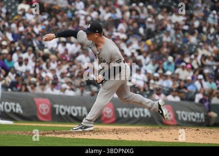 Mai 234 2025: Der New Yorker Pitcher Ian Hamilton (71) wirft während des Spiels mit den New York Yankees und den Colorado Rockies im Coors Field in Denver Co. David Seelig/Cal Sport Medi Stockfoto