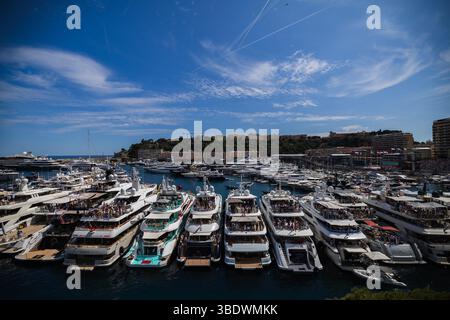 Circuit de Monaco, Monte-carlo, Monaco. 25.Mai 2025; Allgemeine Ansicht des Hafens von Monaco während des Formel-1-Grand-Prix von Monaco Credit: Jay Hirano/AFLO/Alamy Live News Stockfoto