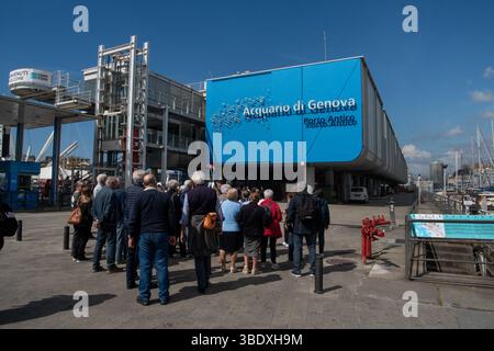 Italien, Genua, 13.05.2025 Genua ist Hauptstadt der nordwestlichen Region Ligurien. Die Stadt ist für ihre jahrhundertelange zentrale Rolle im Seehandel bekannt. Sie ist die sechstgroeßte Stadt Italiens. Foto: das Acquario di Genova am Porto Antico Stadt Genua *** Italien, Genua, 13 05 2025 Genua ist die Hauptstadt der nordwestlichen Region Liguriens die Stadt ist für ihre jahrhundertelange zentrale Rolle im Seehandel bekannt. Sie ist die sechstgrößte Stadt Italiens Foto das Acquario di Genova in Porto Antico Stadt Genua Stockfoto