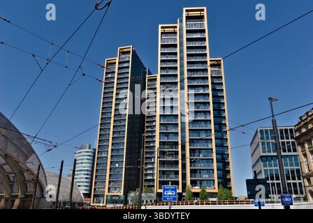 Apartments in der Nähe des Victoria-Bahnhofs in Manchester, Großbritannien Stockfoto
