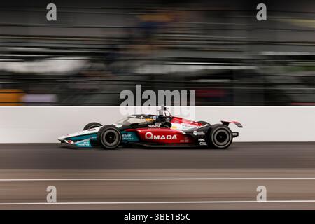 INDIANAPOLIS, INDIANA – 25. Mai: Takuma Sato während der NTT IndyCar Series 109. Rennstrecke des Indianapolis 500 auf dem Indianapolis Motor Speedway am 25. Mai 2025 in Indianapolis, Indiana. (Foto: Jeremy Hogan/The Bloomingtonian) Stockfoto