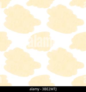 Nahtloses Muster mit weichen beigen Aquarellflecken auf weißem Hintergrund. Subtile abstrakte Textur für Hintergründe, Verpackungen, Textilien, Schreibwaren und moderne Designs mit Naturmotiven. Stockfoto