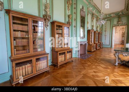 Frederick die große Bibliothek im Inneren des Schlosses Charlottenburg - Berlin Stockfoto