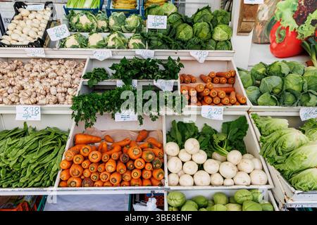 Gemüse auf dem Mercado dos Lavradores Bauernmarkt in Funchal, Madeira, Portugal Stockfoto