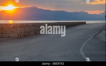 Herstellung von cgi-Backplate. Asphaltparkplatz Stockfoto