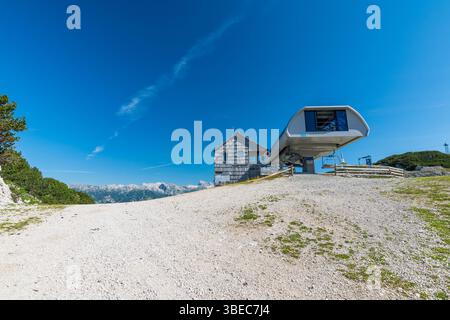 Seilbahnstation am Vogel-Berg, Slowenien. Stockfoto