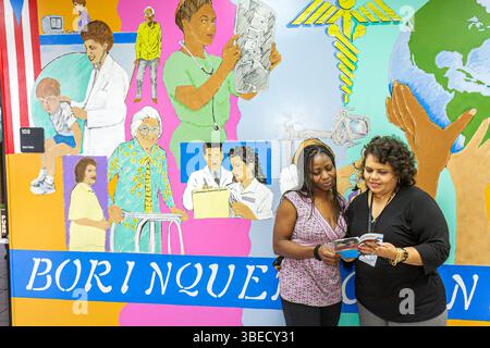 Miami Florida, Borinquen Health Care Center, Klinik, medizinisches Zentrum, Hispanic Latin Latino ethnische Immigranten Einwanderer Minderheit, Schwarze Schwarze Afrikanisch Stockfoto