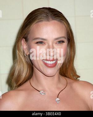 New York City, USA. Mai 2025. Scarlett Johansson nahm am 28. Mai 2025 an der Premiere des „Phönician Scheme“ in New York im Jazz im Lincoln Center in New York City Teil © Steven Bergman/AFF-USA.COM Credit: AFF/Alamy Live News Stockfoto