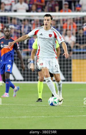Cincinnati, Ohio, USA. Mai 2025. FC Dallas' Petar Musa während eines MLS-Fußballspiels zwischen dem FC Cincinnati und dem FC Dallas im TQL Stadium in Cincinnati, Ohio. Kevin Schultz/CSM/Alamy Live News Stockfoto