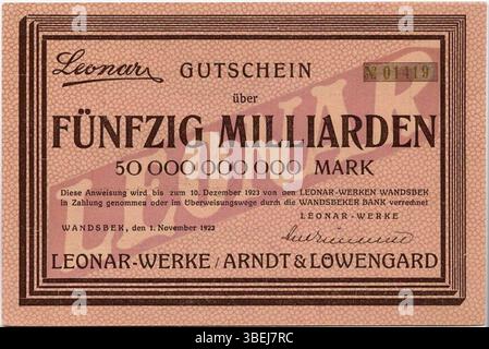 Eine Notgeldnote von 1923 der Leonar-Werke in Hamburg-Wandsbek, die auf 50 Milliarden Mark lautete und während der deutschen Hyperinflation verwendet wurde. Stockfoto