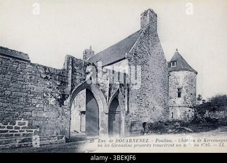 Diese Postkarte aus der Zeit um 1910 zeigt das Château de Kervenargant in Confort-Meilars (nicht Poullan), Frankreich. Es wurde vor 1913 von Léon & Lévy gedruckt und spiegelt die architektonische Eleganz des château wider. Stockfoto