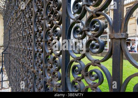 Kunstvoll schmiedeeiserne St. John's College Cambridge Stockfoto