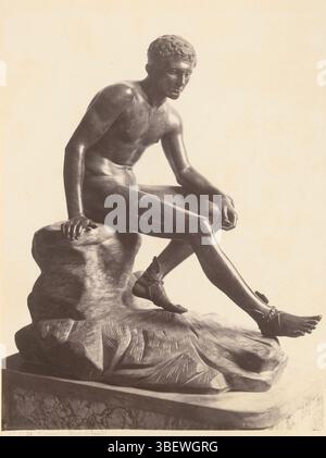 Naples, Sommer, Giorgio, Museo di Napoli Mercurio, Bronzeskulptur von Mercury, Neapel, Recto - gepredigt, dieses Foto ist Teil eines Albums., Foto, Foto, Albumblatt, Fotos, 1834, Recto - bedruckt, Giorgio Sommer/ Largo Vittoria/ Napoli, Höhe 248 mm, Breite 186 mm, Italienisch, 1834 - 1914, Fotograf, 1874 - 1879, Fotopapier, Albumdruck, Albumindruck Stockfoto
