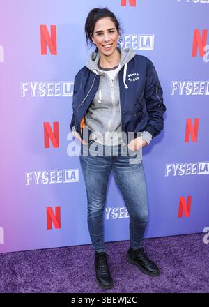 West Hollywood, Usa. Mai 2025. WEST HOLLYWOOD, LOS ANGELES, KALIFORNIEN, USA - 29. MAI: Die US-amerikanische Schauspielerin, Schriftstellerin und Stand-up-Comedian Sarah Silverman kommt bei Netflix an ist Ein Witz präsentiert: FYSEE LA Comedy Night ATAS (Academy of Television Arts and Sciences) Emmy FYC (for your Review) Event im Comedy Store am 29. Mai 2025 in West Hollywood, Los Angeles, Kalifornien, Kalifornien. (Foto: Xavier Collin/Image Press Agency) Credit: Image Press Agency/Alamy Live News Stockfoto